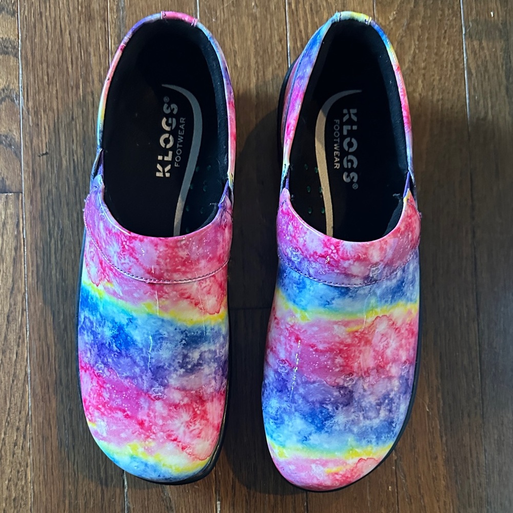 Klogs Women's Vibrant Tie-Dye Mules so 7.5
